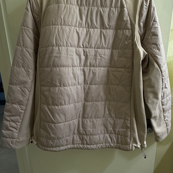 Carhartt Women's Rain Defender Insulated Jacket -Large- NWT - Picture 3 of 11